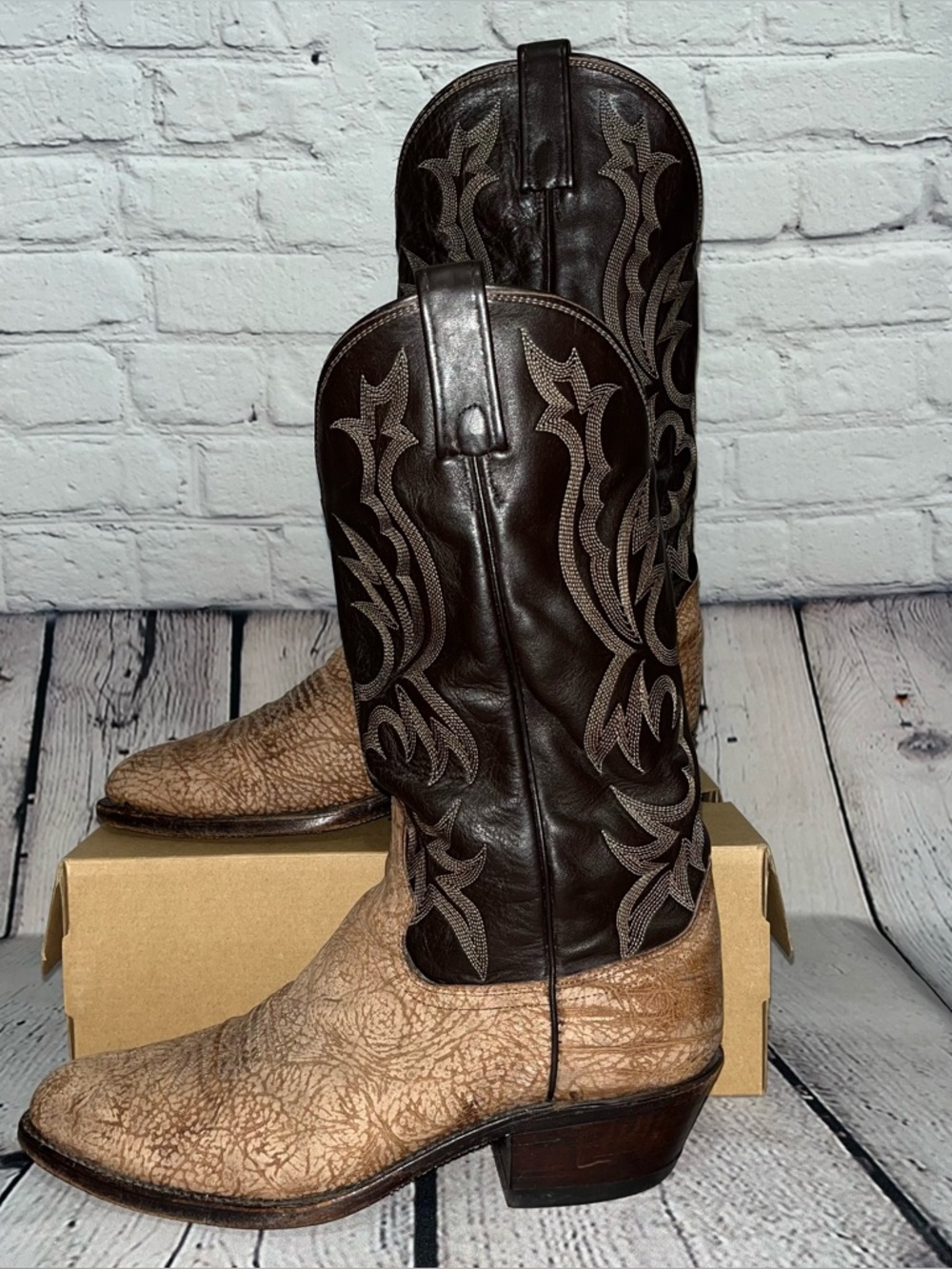 Vintage Dan Post Western Leather & Shrunken Bull Shoulder Cowboy Boots Size 9
